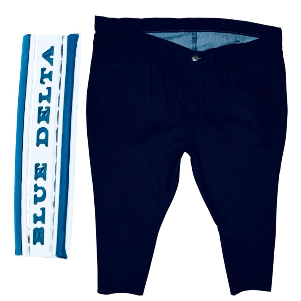 Blue Delta Blue Jeans Crop Stretch Women’s Denim Plus Sz 44 NWOT